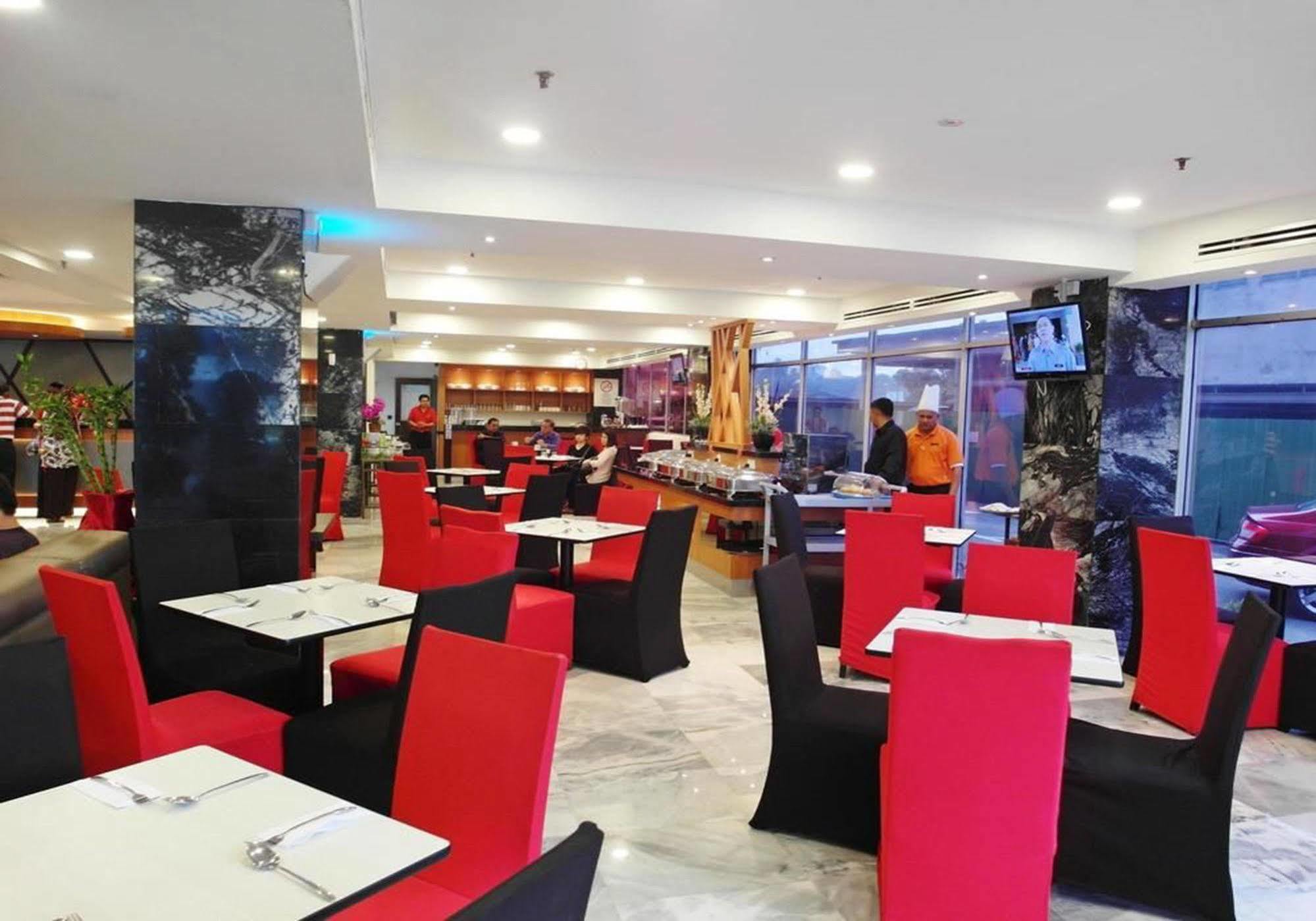 Hotel Sentral Melaka @ City Centre Exterior photo